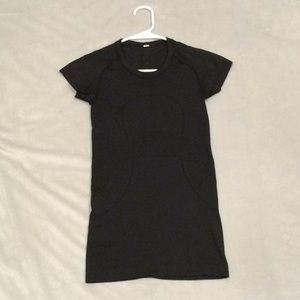 🖤LULULEMON t-shirt!!🖤